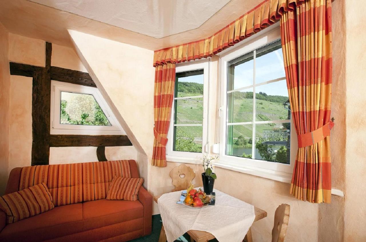 رايل Gaestehaus Zur Traube المظهر الخارجي الصورة